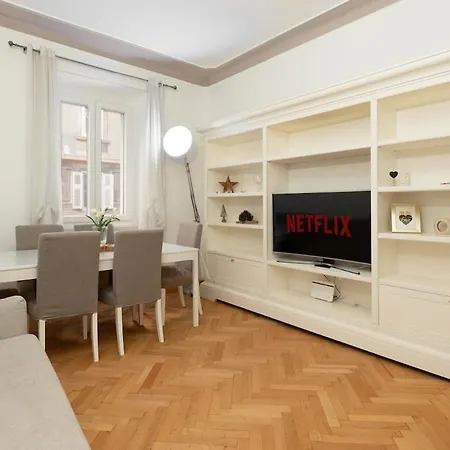 Fibrawifi Netflix Rifugio Revoltella Апартаменты Триест